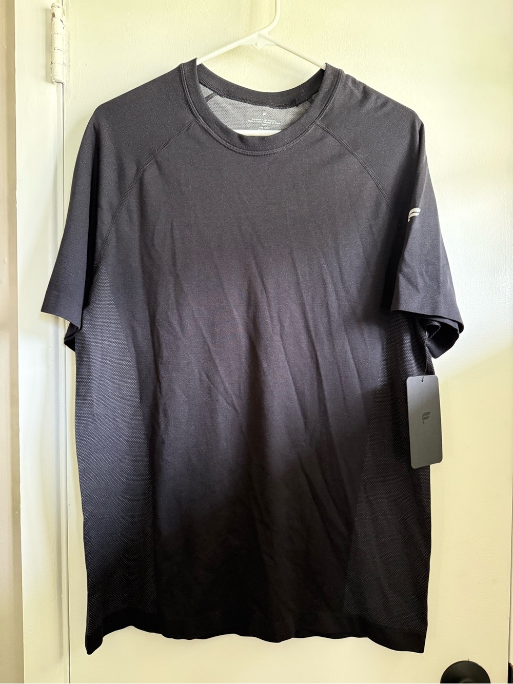 Fabletics Men's Short Sleeve Training Day Performance Tee, Size Large